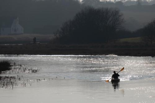 0947-013-kayak-on-roman-river