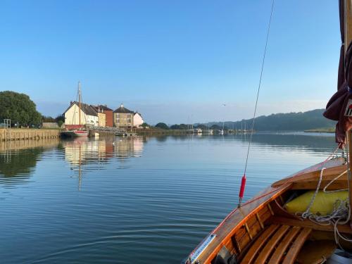 0990-051-still-morning-in-rowhedge