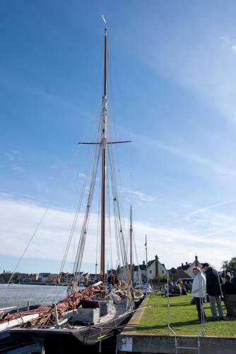 0997-014-Smack-Maria-moored-alongside-Pearsons-Quay