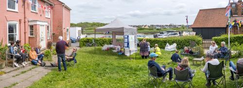 1024-030-Refreshments-outside-Ferry-House