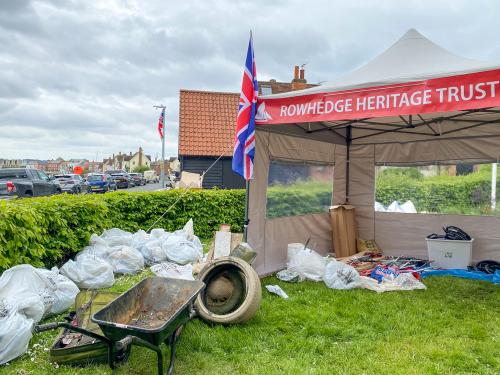 1024-032-Collected-rubbish