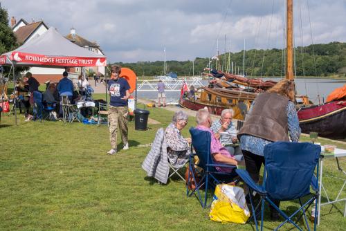 1037-015-Pauline-at-Seafood-Picnic