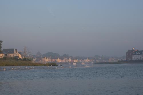 Early-morning-Rowhedge-waterfront  (1) (1)