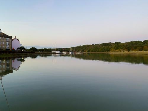 still-waters-rowhedge-001